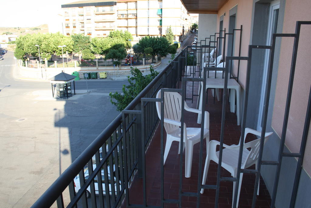 Hotel Mar De Aragon Caspe Ngoại thất bức ảnh
