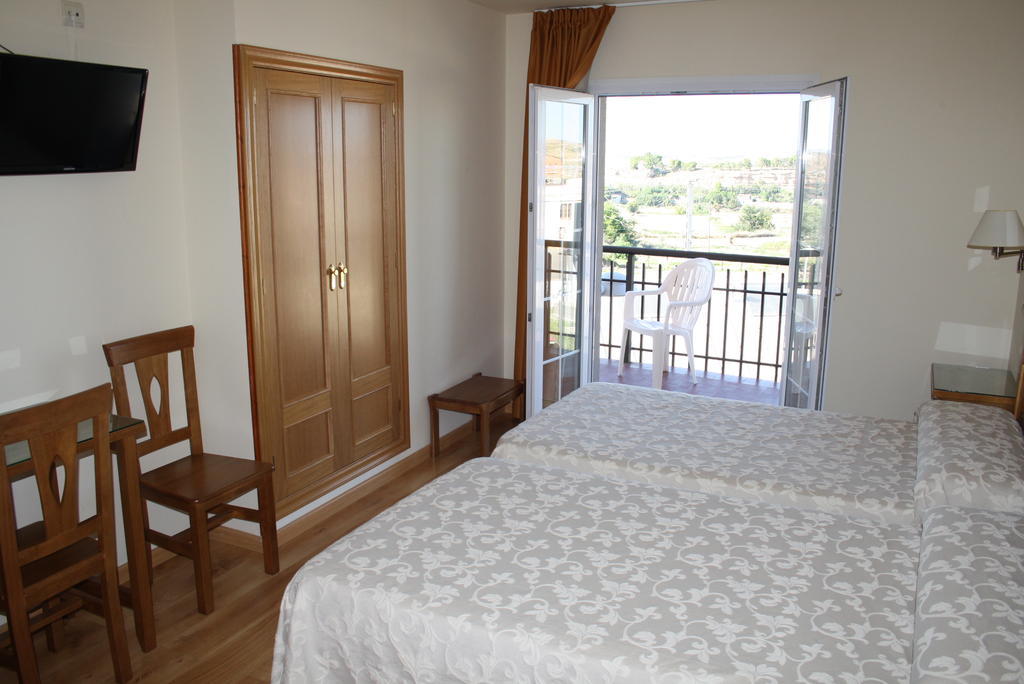 Hotel Mar De Aragon Caspe Ngoại thất bức ảnh