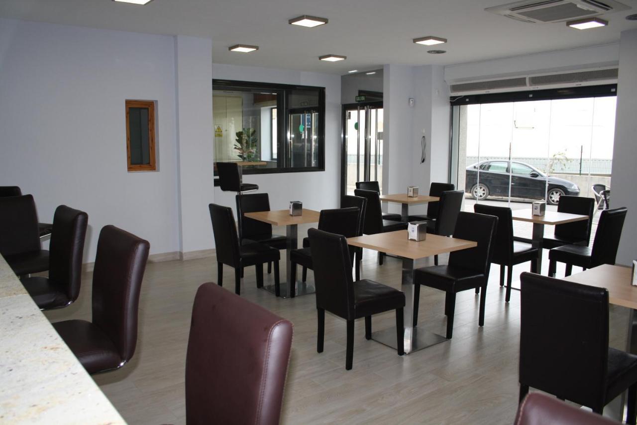 Hotel Mar De Aragon Caspe Ngoại thất bức ảnh