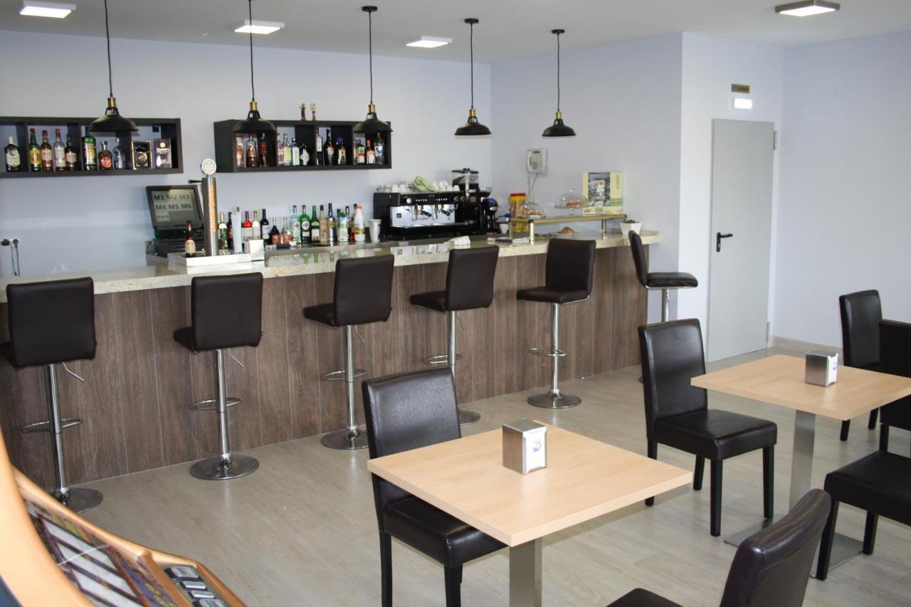 Hotel Mar De Aragon Caspe Ngoại thất bức ảnh