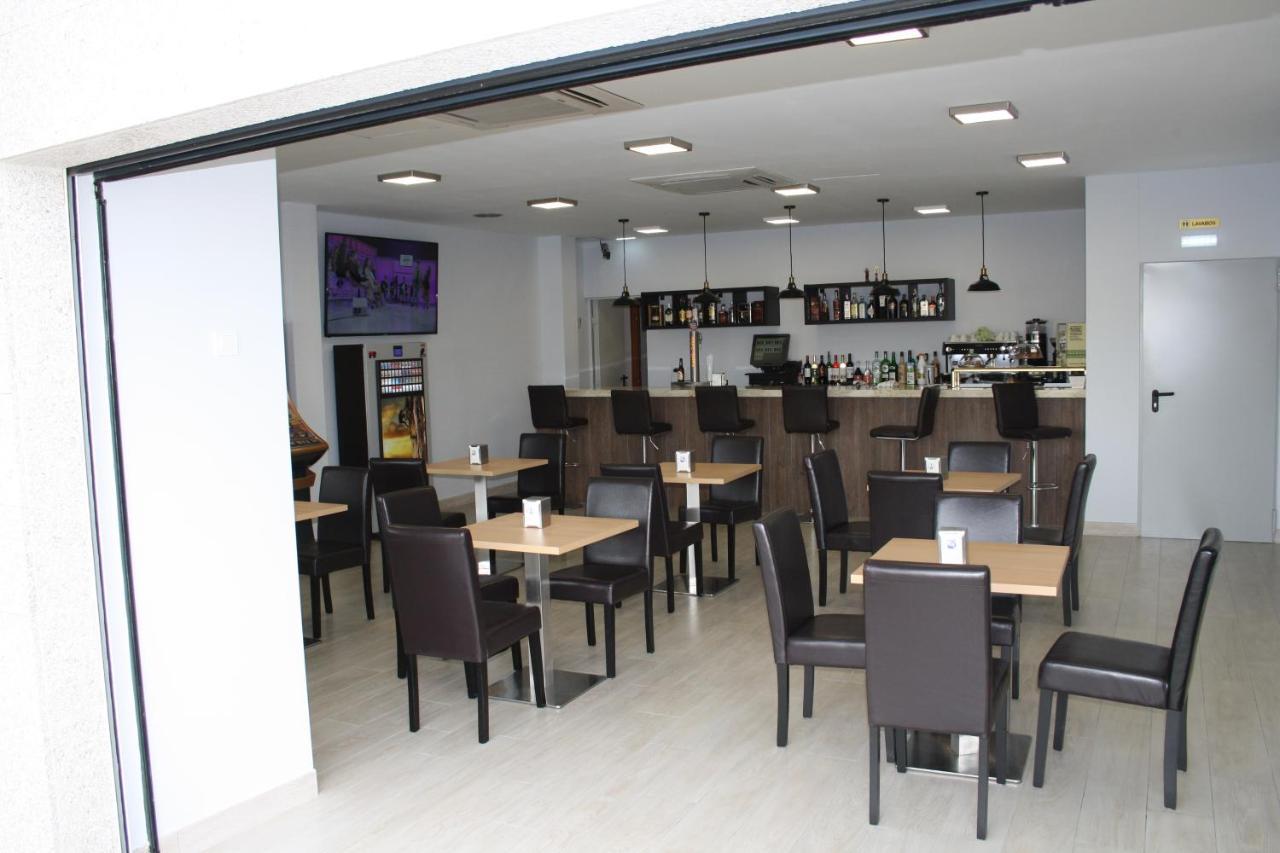 Hotel Mar De Aragon Caspe Ngoại thất bức ảnh