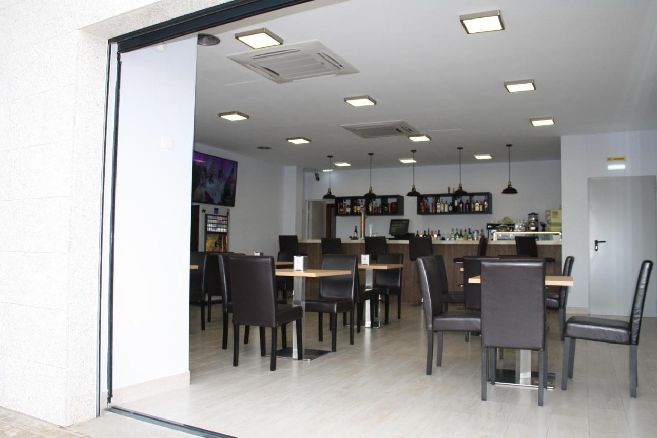 Hotel Mar De Aragon Caspe Ngoại thất bức ảnh